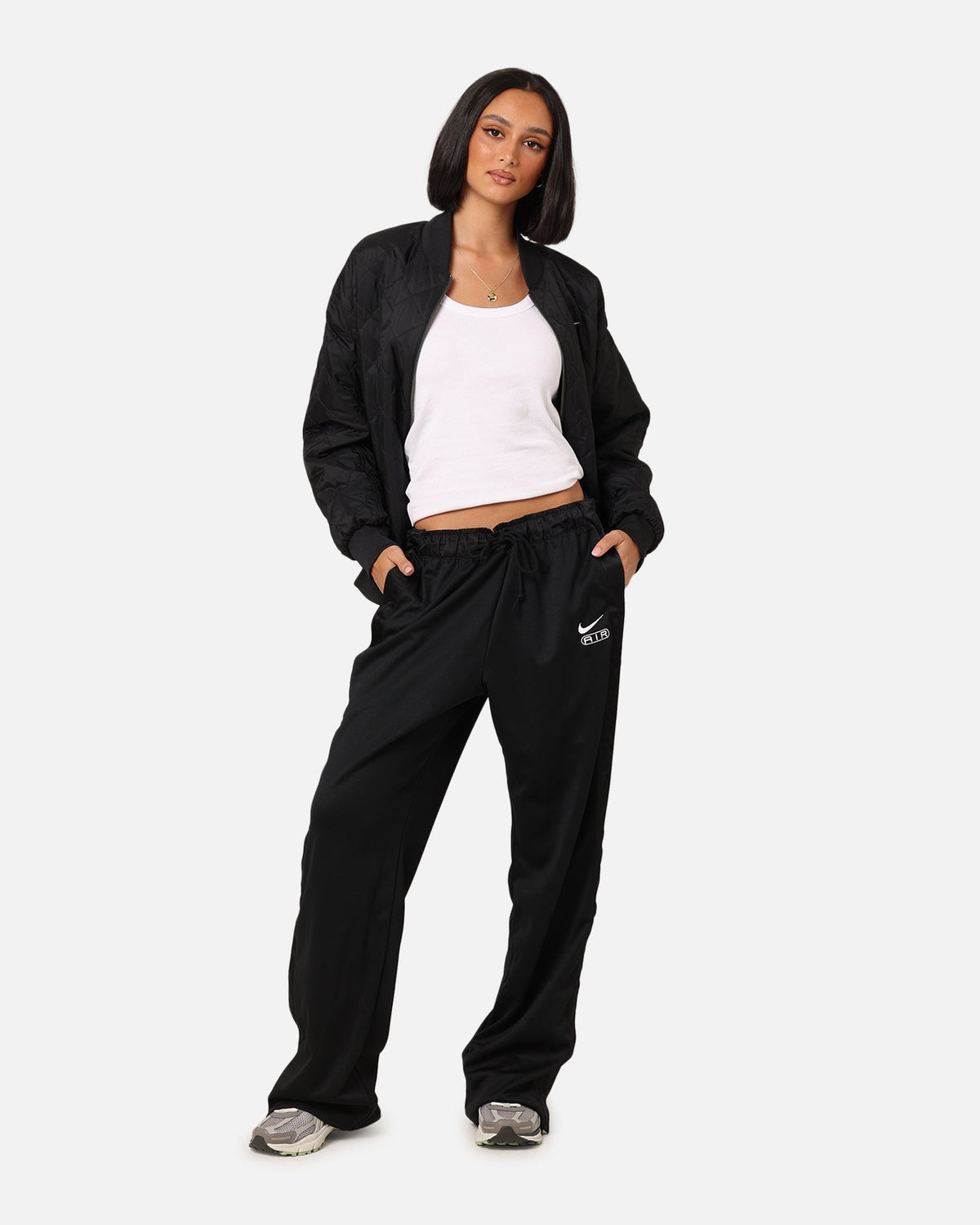 Top Seller Nike Women's Sportswear Air Mid-Rise Breakaway Pants Black/White