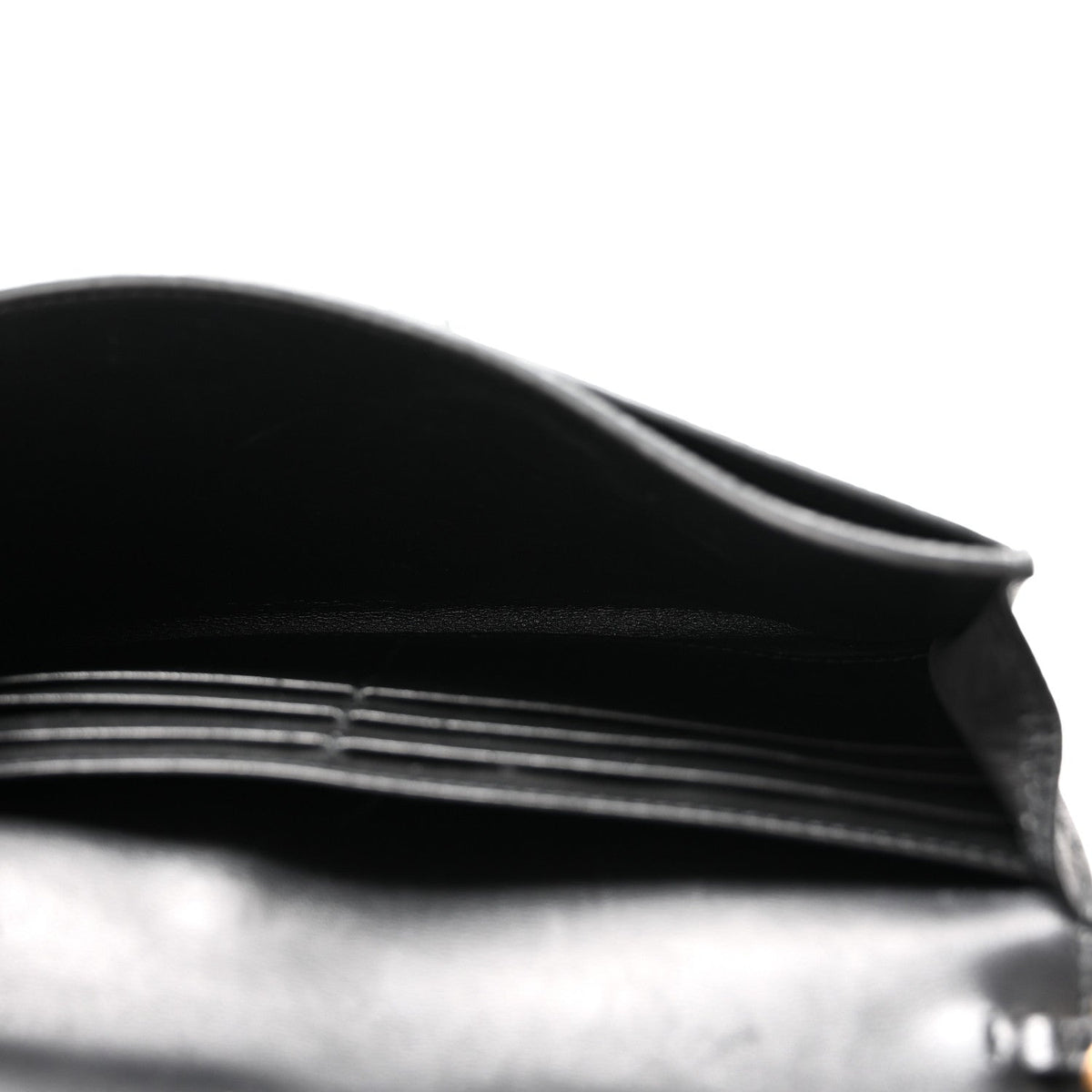 Grained Calfskin Saddle Chain Wallet Pouch Black AT My store