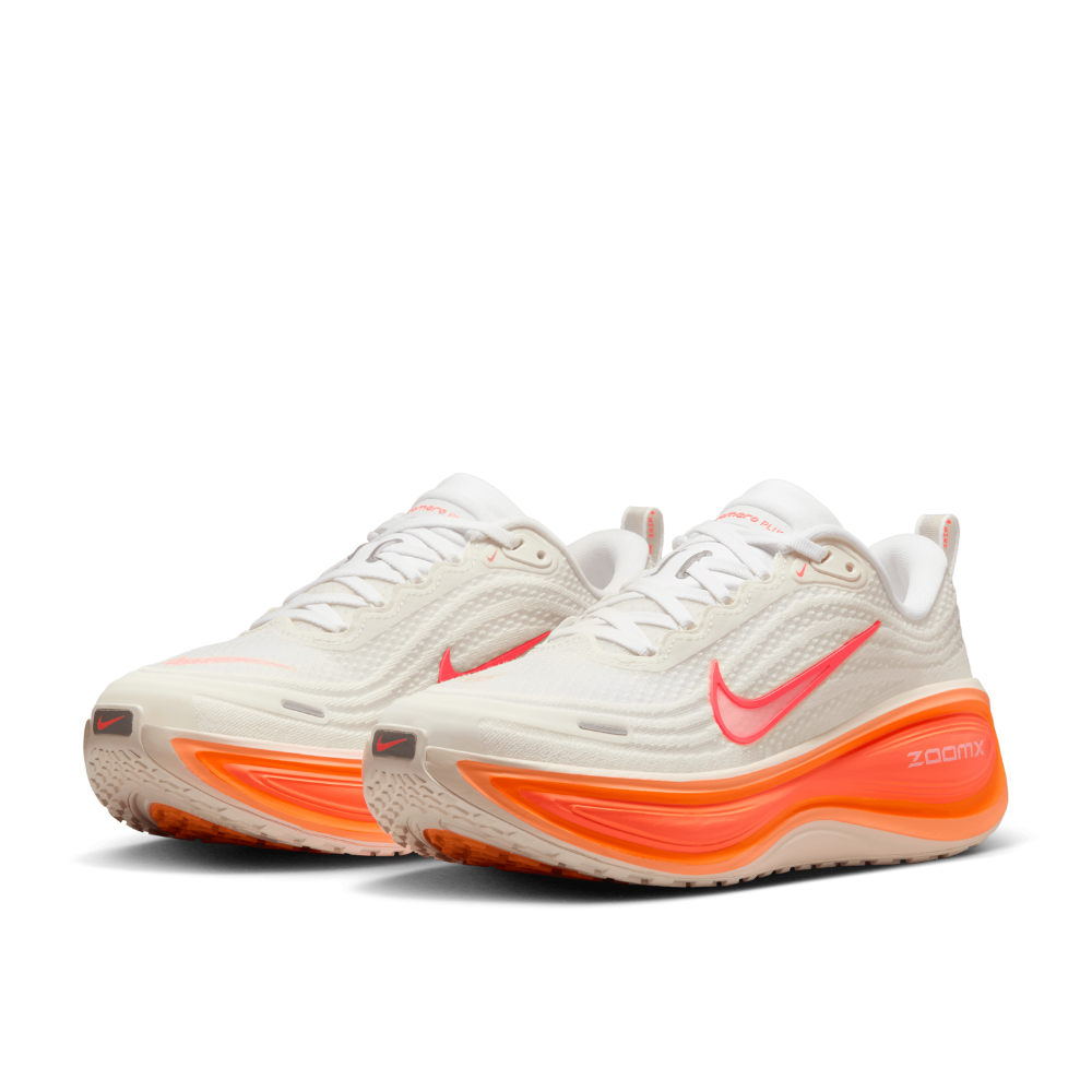 Vomero Plus Women's :Sail | Hot Lava