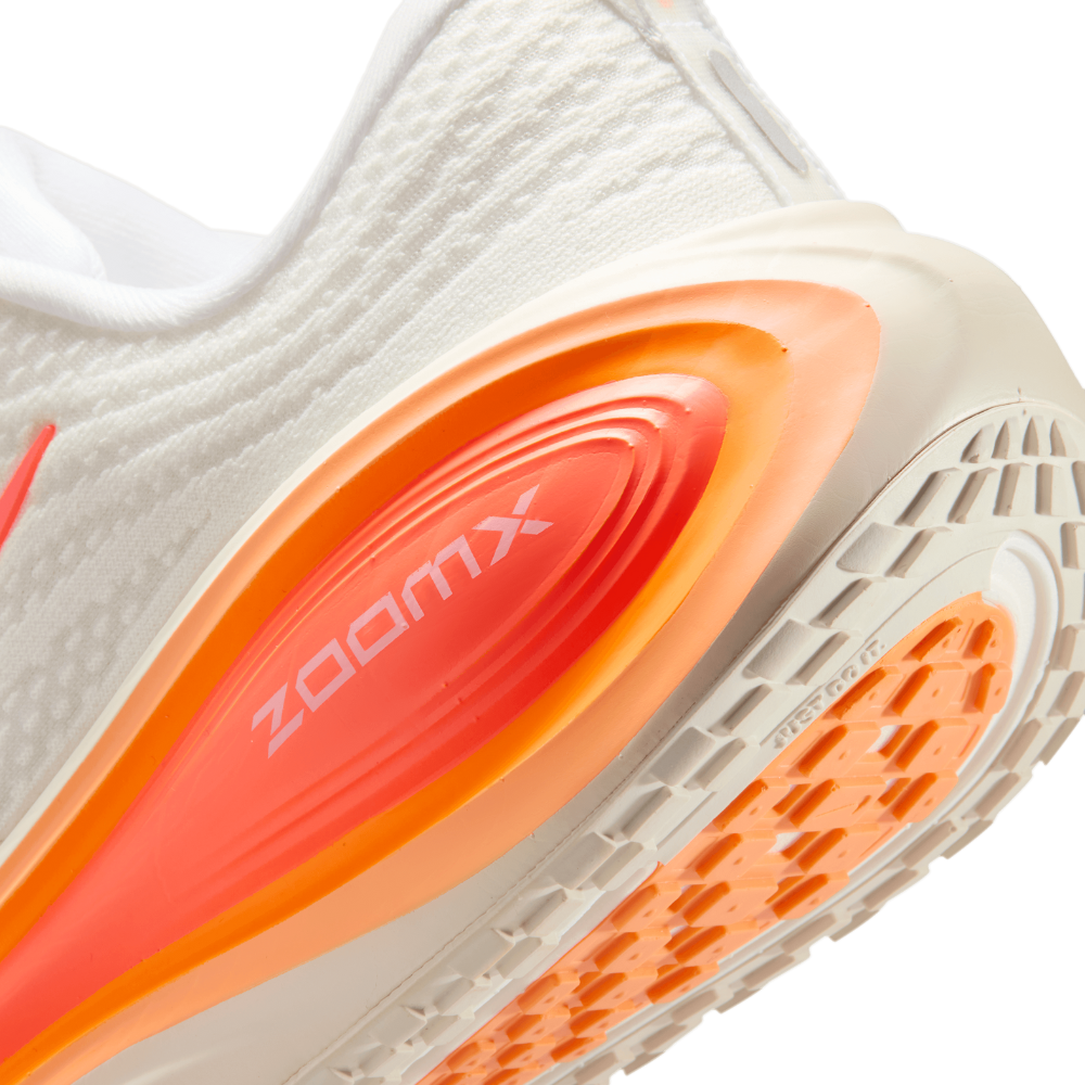Vomero Plus Women's :Sail | Hot Lava
