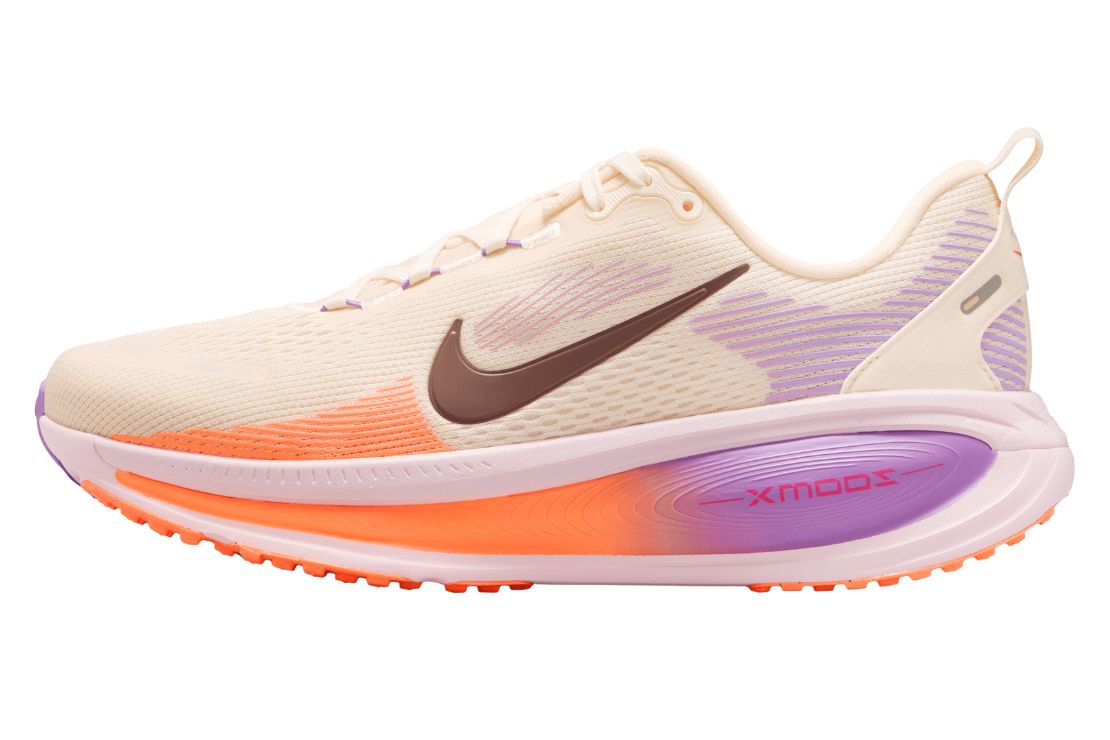 Vomero 18 Women's :Chalk | Pink Foam