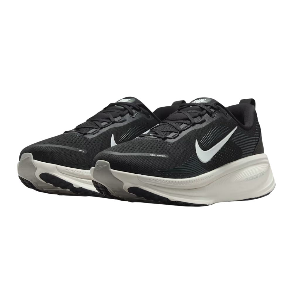 Vomero 18 Wide Men's :Black | Coconut Milk