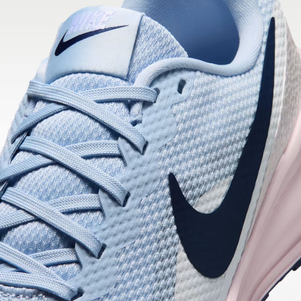 Revolution 8 Women's: Hydrogen Blue | White