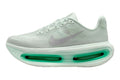Vomero Premium Women's :Barely Green | Metallic Silver