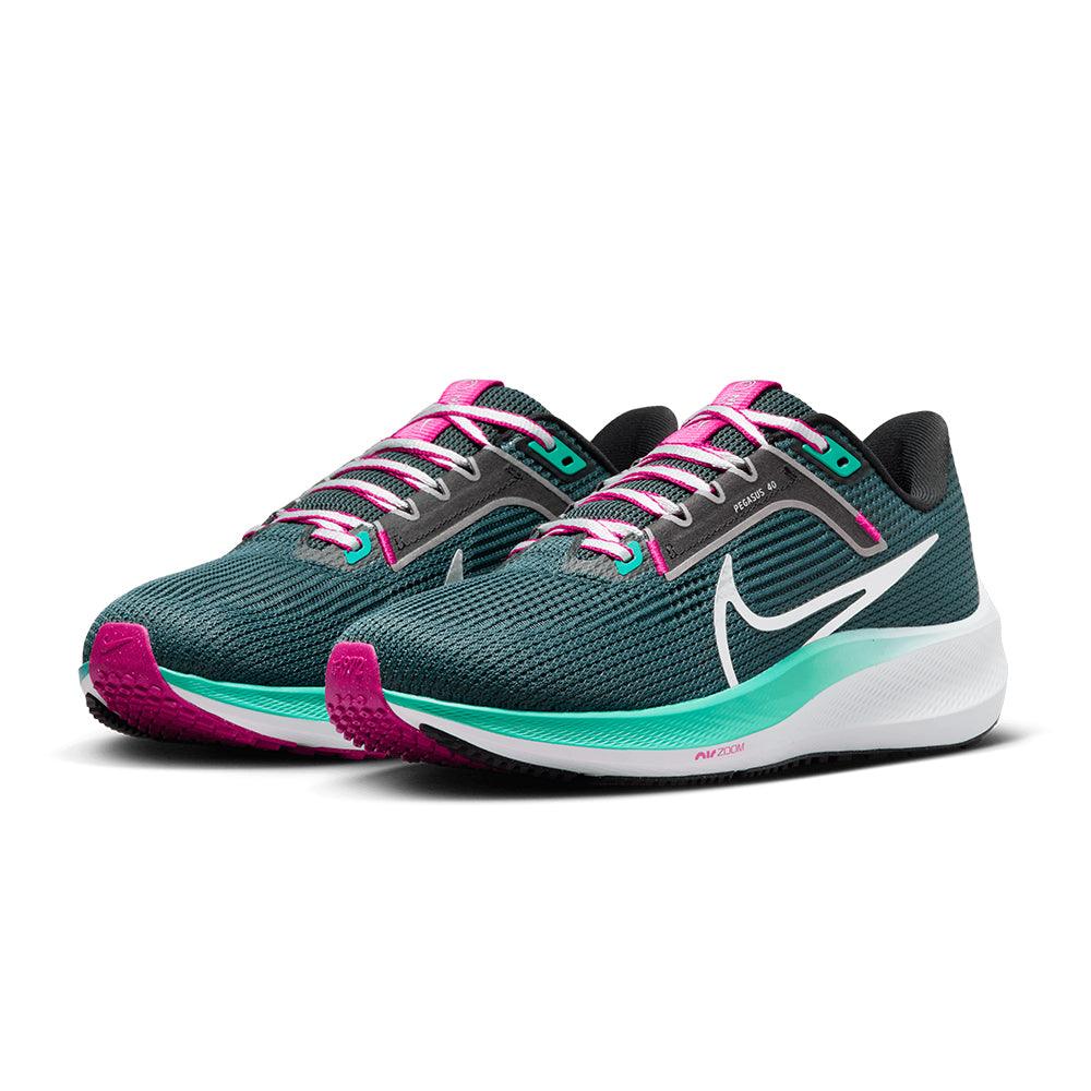 Top Seller Pegasus 40 Women's :Deep Jungle