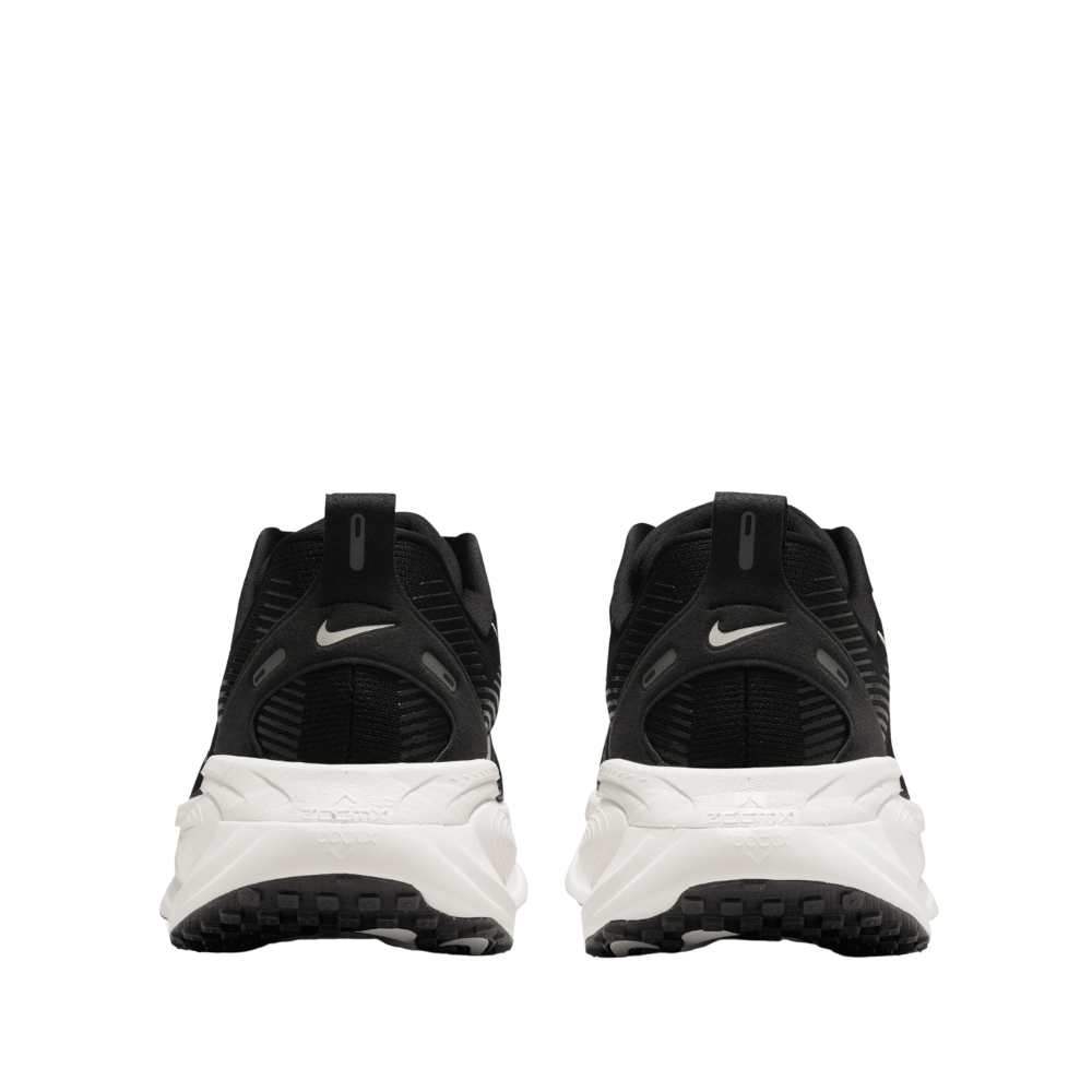 Top Seller Vomero 18 Men's :Black | Summit White